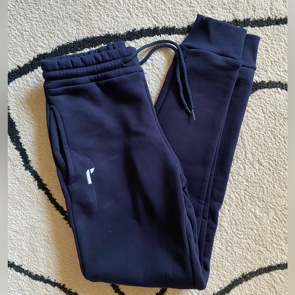 Thick Fleece Navy Joggers - Women’s XS